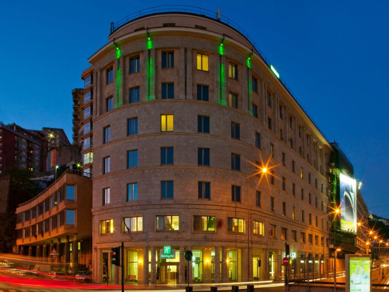 holiday inn genova facciata