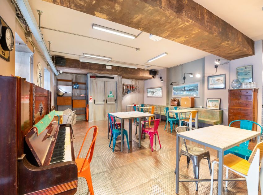 britannia bar 01