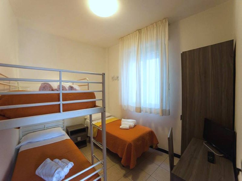 camere cominicanti per famiglie matrimoniale e tripla madison gabicce