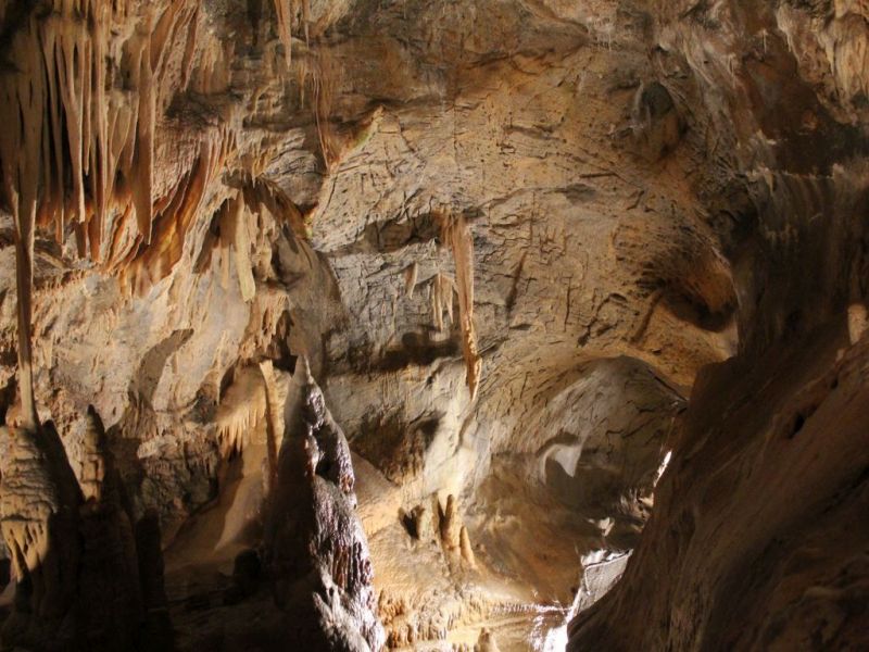 toirano grotte corridoio a 8
