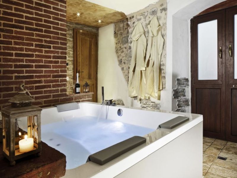 villa sofia jacuzzi