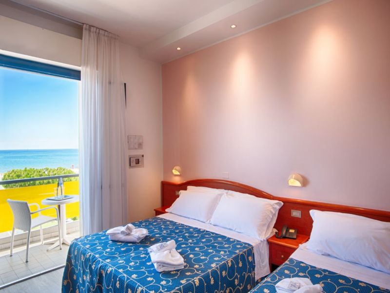 camera mimosa hotel